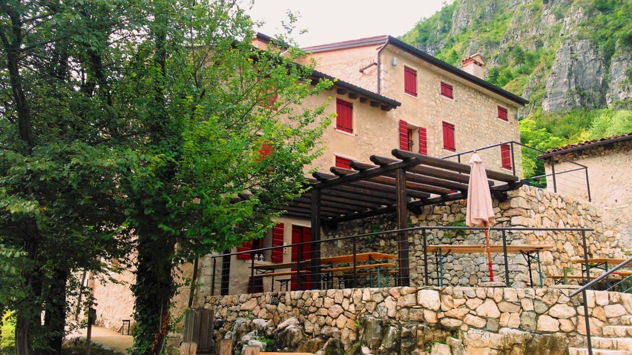 Solagna Casa Sul Fiume County House B&B 외부 사진