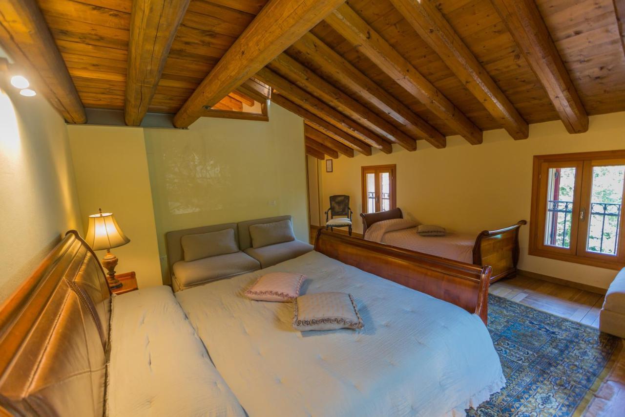 Solagna Casa Sul Fiume County House B&B 외부 사진