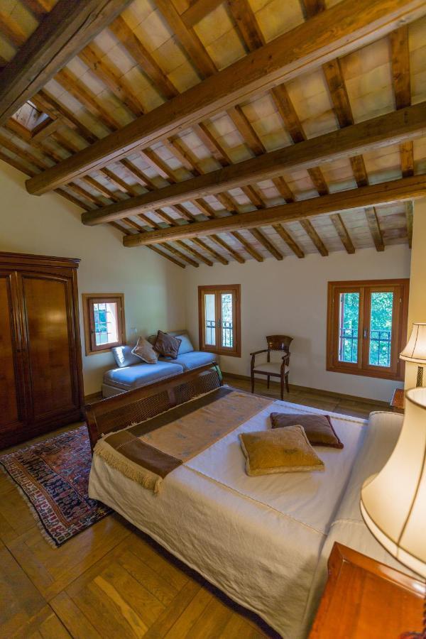 Solagna Casa Sul Fiume County House B&B 외부 사진