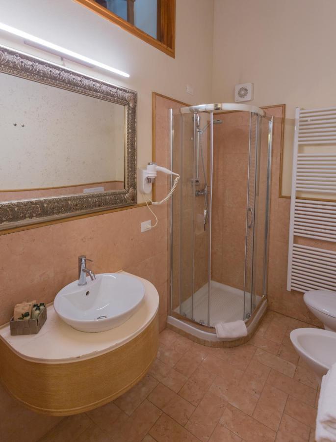 Solagna Casa Sul Fiume County House B&B 외부 사진